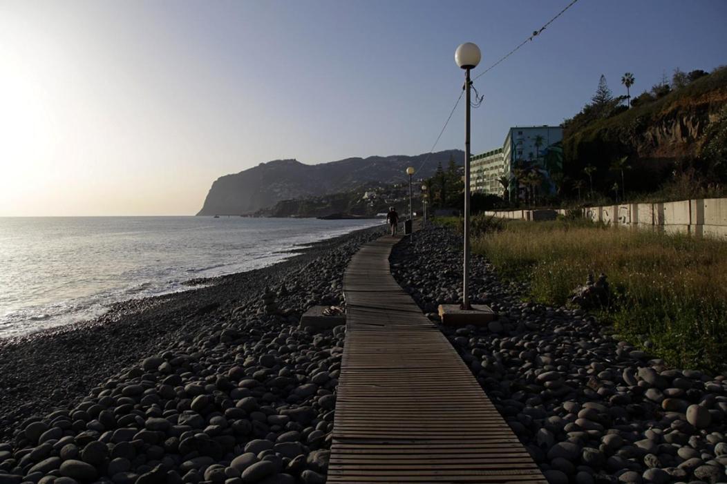 Beach Flat - Apartamento Praia Doca Do Cavacas Φουνκάλ Εξωτερικό φωτογραφία